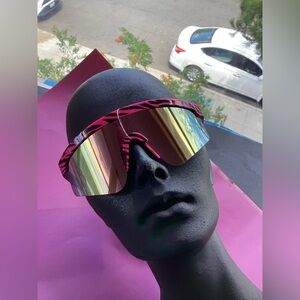 NWT Foster Grant pink zebra